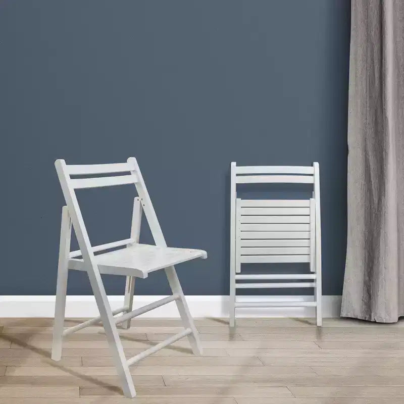 Chaise pliante classique en bois massif