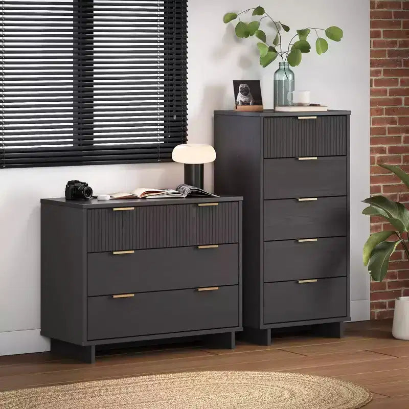 Commode à cinq tiroirs et coiffeuse