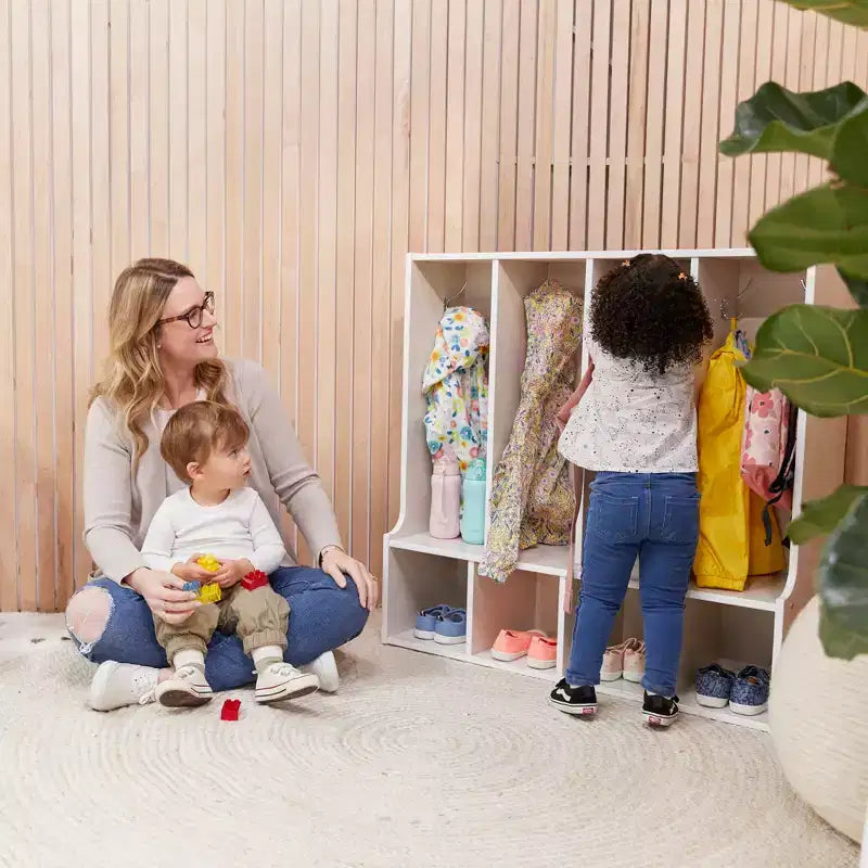 Porte-manteau casier à quatre compartiments pour enfants