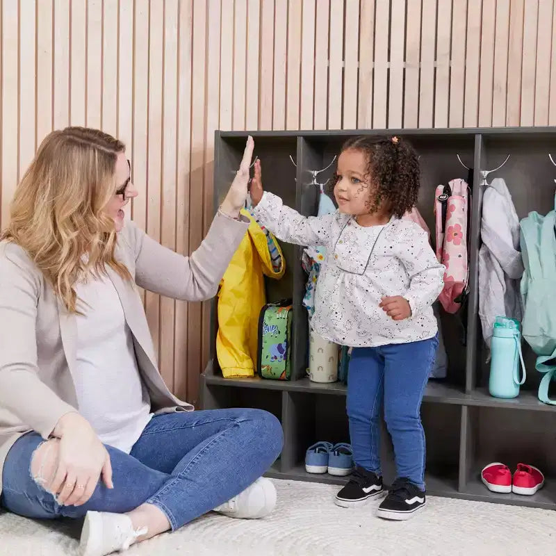 Porte-manteau casier à quatre compartiments pour enfants