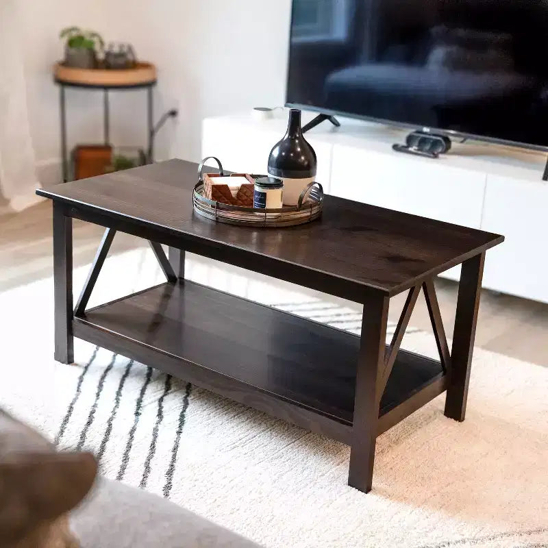 Table basse d'intérieur en pin massif