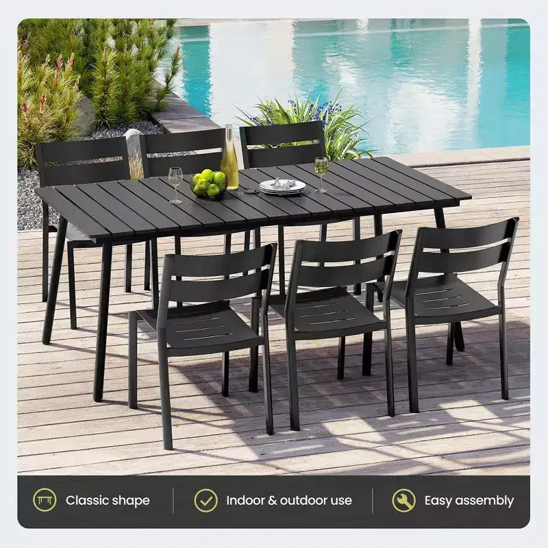 Table à manger d'extérieur aspect bois