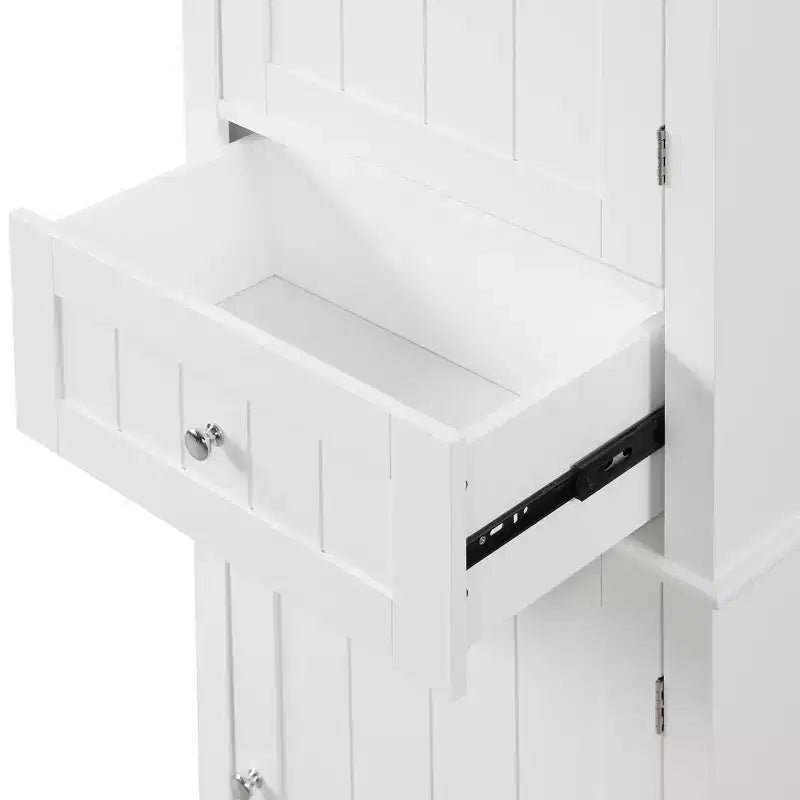 Grands casiers de salle de bain
