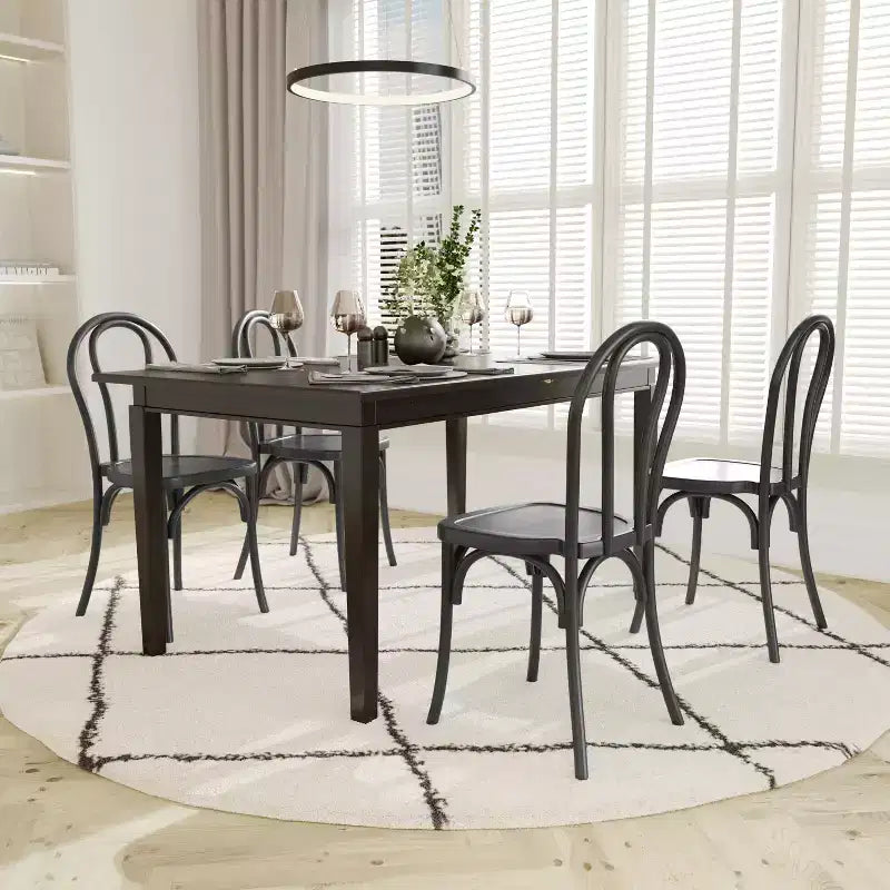 Chaise en résine à grain de bois résistant aux intempéries
